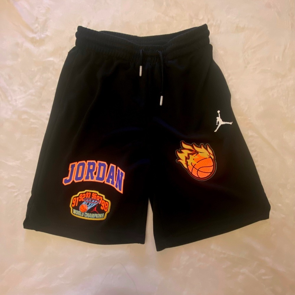 Nike Jordan Patch Pack Kids Shorts XL 13-15 yr old Black Basketball Flame - Picture 2 of 8